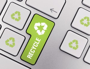 Green_recycle_computer