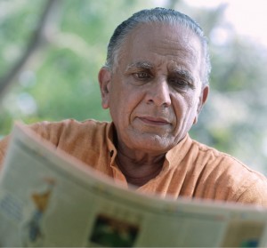 Indian_man_reading_newspaper