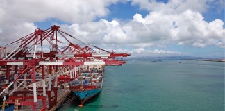 Multi-jurisdictional shipping deal builds strategic international links, 跨法域航运交易 建立国际战略关系