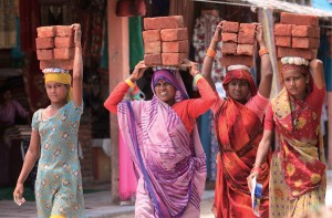 Women_construction_workers_India