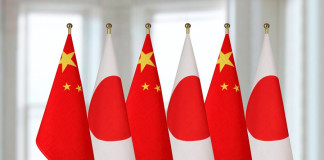 中国与日本签署社会保障协定
