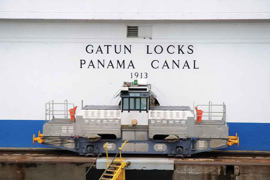 The Panama Canal cuts a channel from the Pacific to the Atlantic