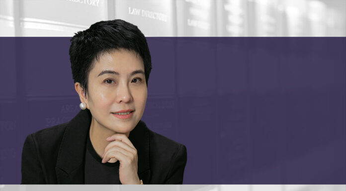 Criminal compliance risks in disclosures of listed companies Criminal compliance risks in disclosures of listed companies Liu Huaying