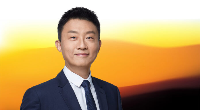 Affirming the right of action for bondholders Affirming the right of action for bondholders Xu Yu