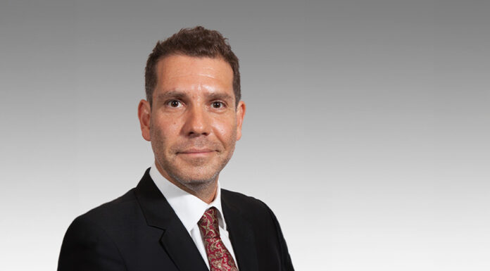 HK tech and real estate lawyer moves to Sydney for Hogan Lovells Mark Bennett joins Hogan Lovells