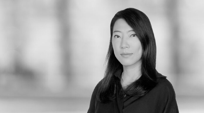 White & Case hired Cindy Riswantyo