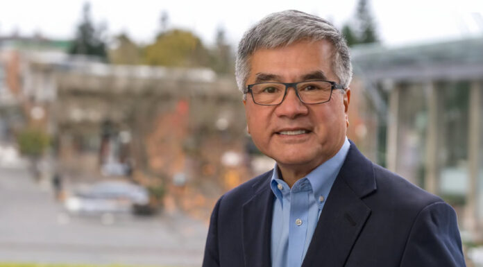 Former-US-ambassador-to-China-Gary-Locke-joins-Dorsey-L