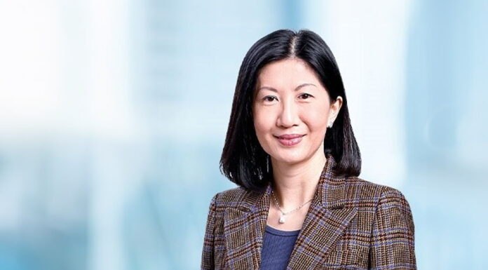 Bonnie Chan takes over as HKEX’s first female CEO Bonnie Chan takes over as HKEX’s first female CEO