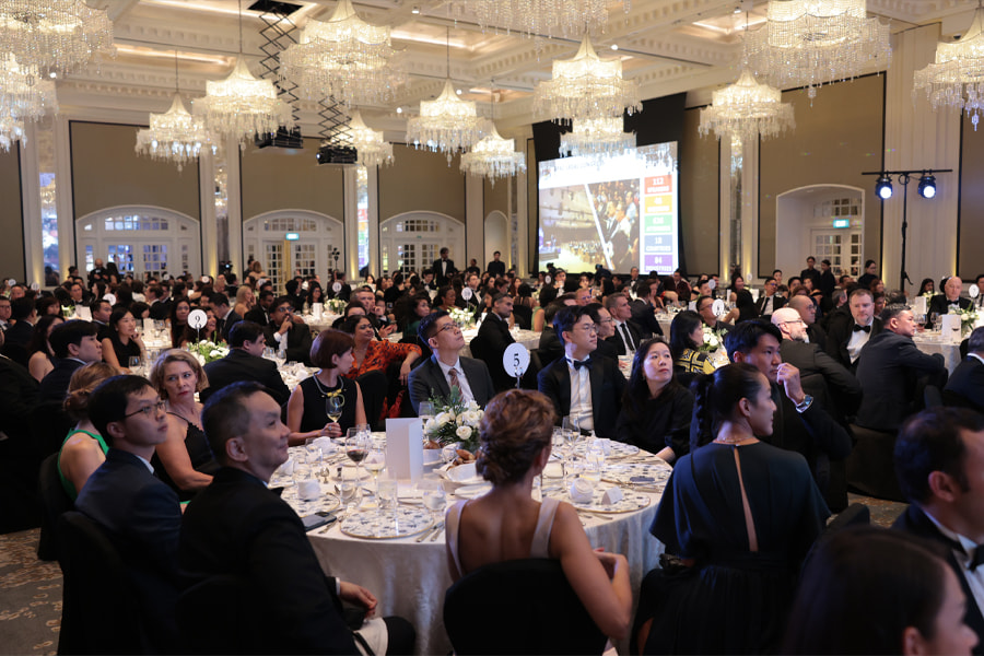 The Singapore Corporate Counsel Association 2023 Annual Black Tie Gala’s attendees, winners, finalists and sponsors immerse themselves in the festive atmosphere of the evening.