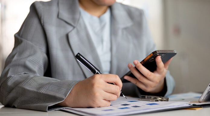 Essential roles of arbitration case managers