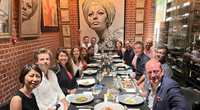 Breaking bread boosts kinship at ACC Singapore ACC Singapore Strengthens Community Bonds