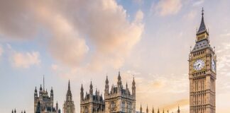 三律所助长江基建英国第二上市及能源收购项目