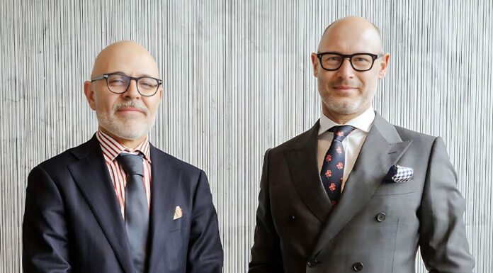 Australia’s HWL Ebsworth acquires Botten Levinson in expansion HWL Ebsworth acquires Botten Levinson Lawyers