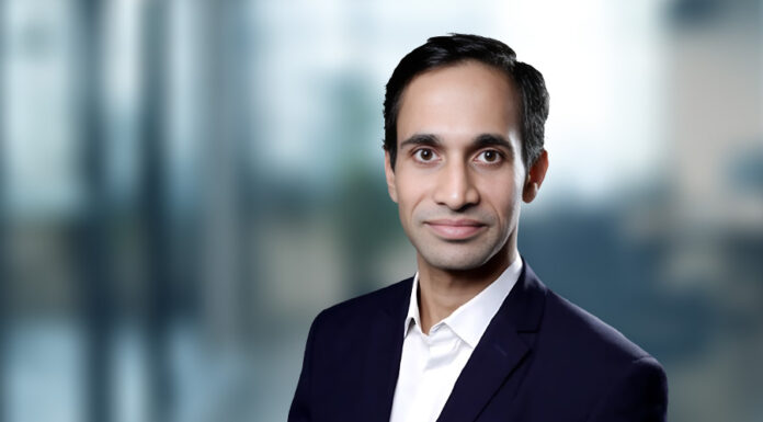 Parag Bhide quits Bharucha & Partners, moves to Aquilaw Parag Bhide moves to Aquilaw
